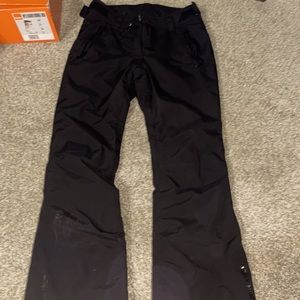 Helly Hansen Snow-pants. Size Women’s Small, Color: Black.
